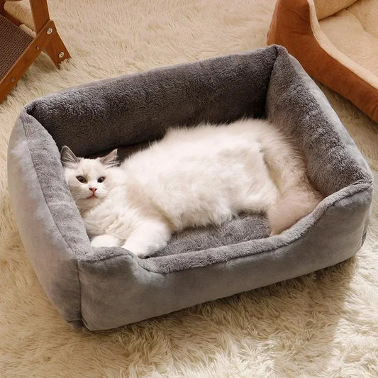 Cozy Winter Cat & Dog Basket Bed
