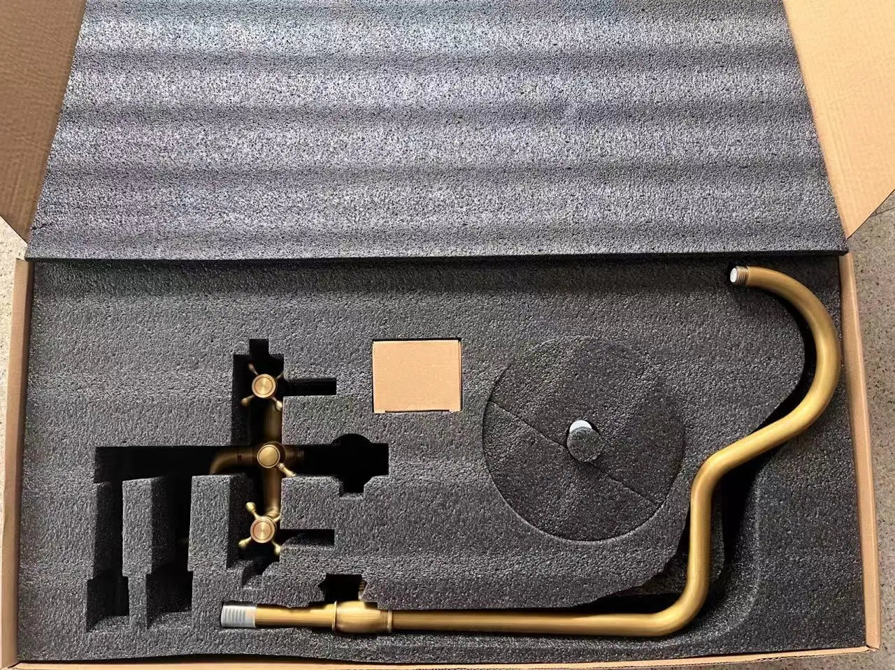 Antique Brass Shower Faucet Set